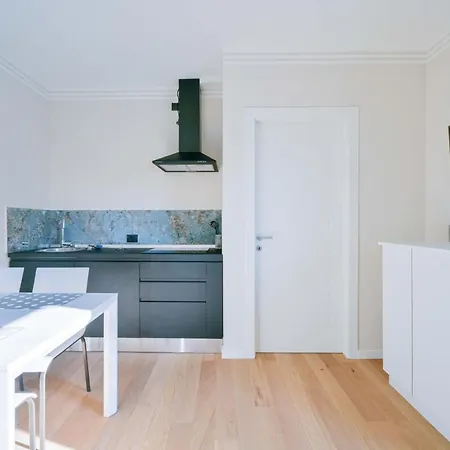 Porta 92 Romana Apartamento