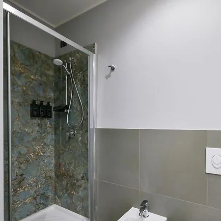 Porta 92 Romana * Milão